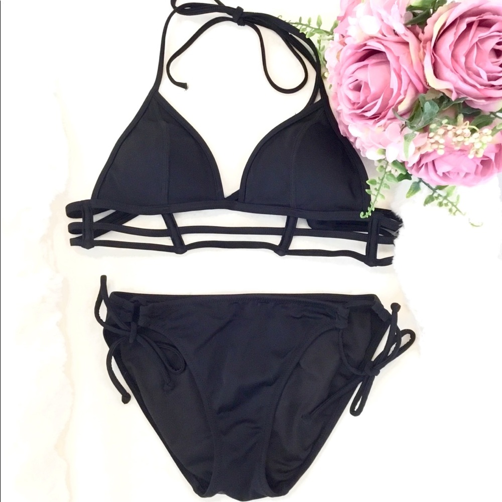 PINK Victoria’s Secret Strappy Bikini Set